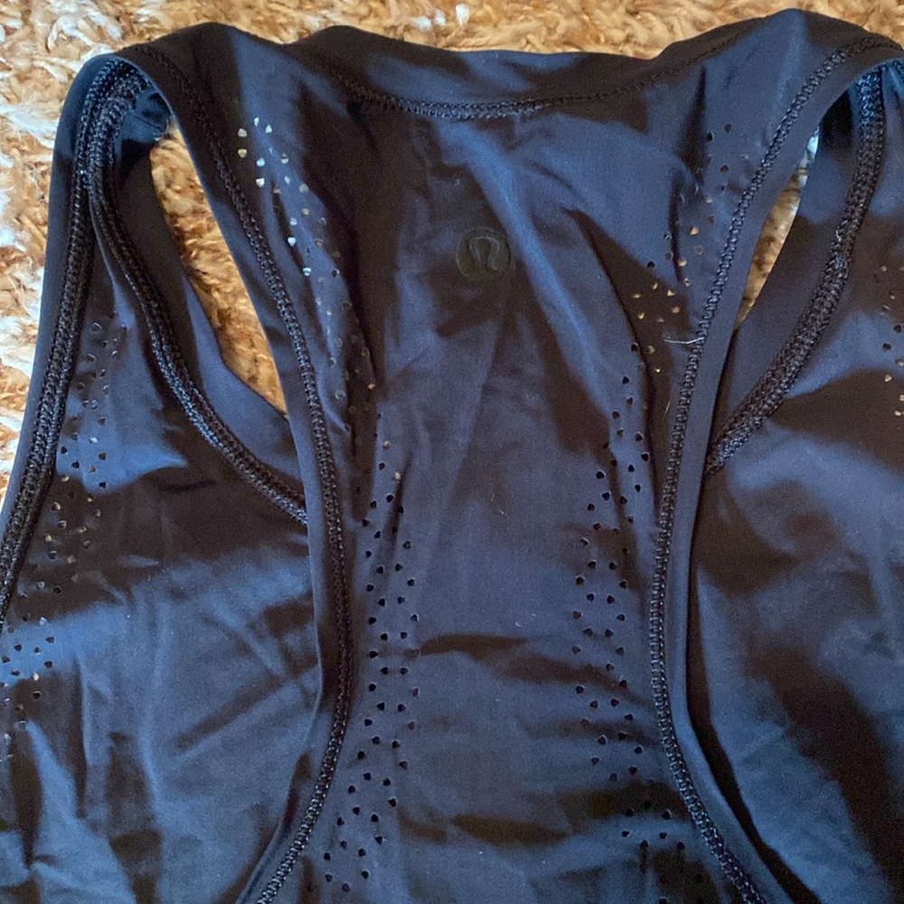 LULULEMON BLACK TANKTOP - Picture 3 of 3